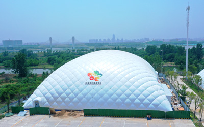 用膜建筑室內體育館當隔熱層是很多樓頂建筑的不錯選擇